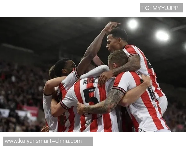 曼联迎战赫尔城争夺联赛杯荣誉全力以赴展现球队实力